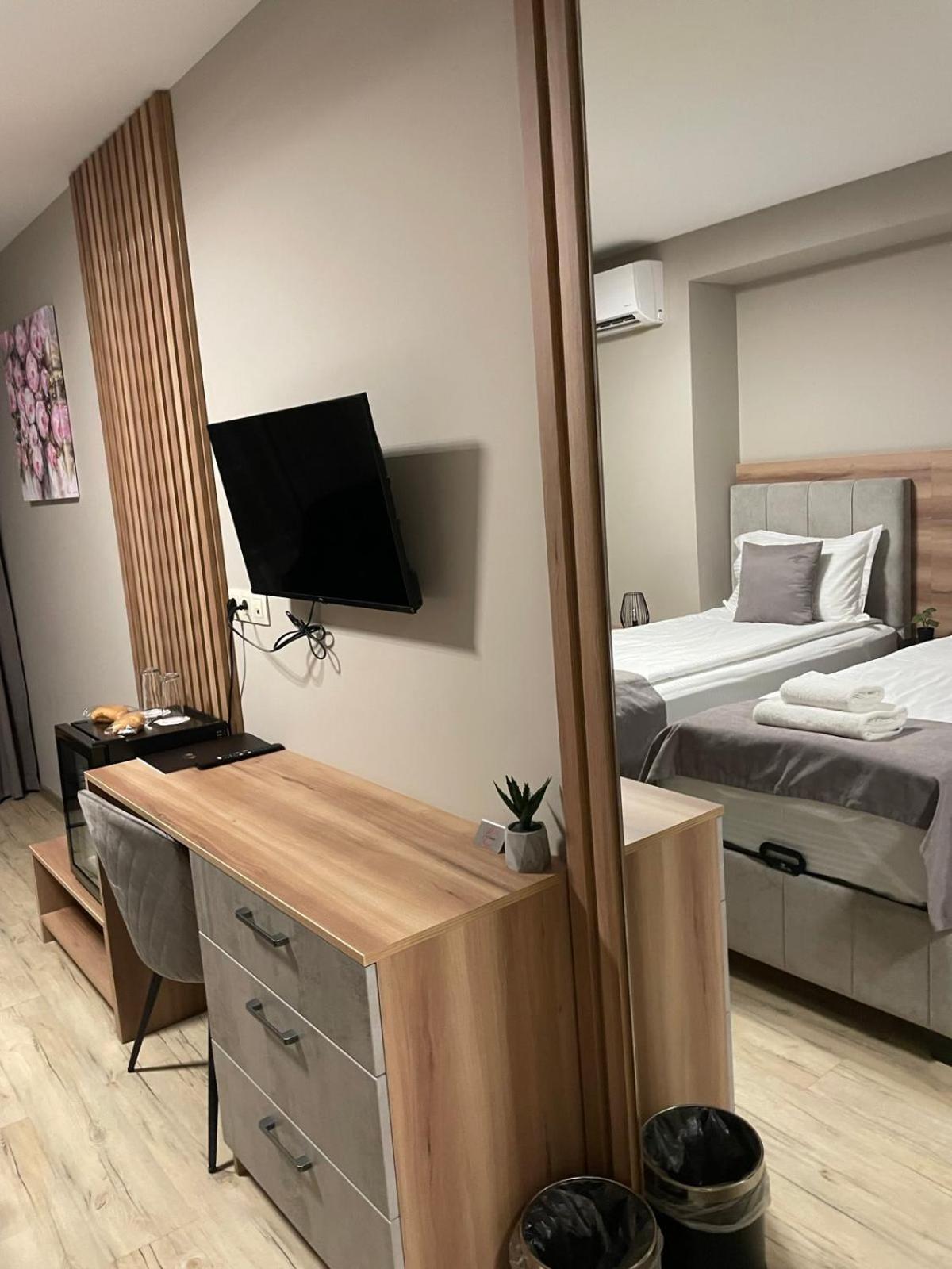Хотел Bliss Kazichene Exteriér fotografie